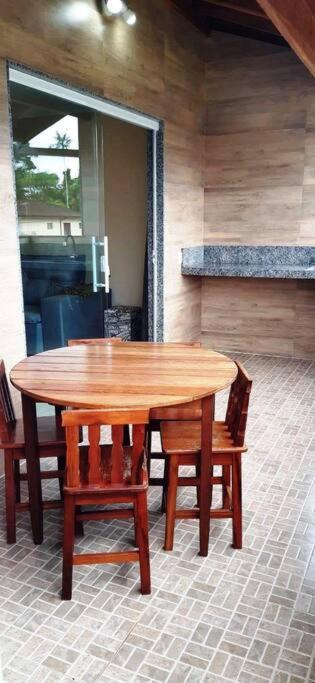 Apto Com 2 6 Pessoas Toninhas Apartamento Ubatuba